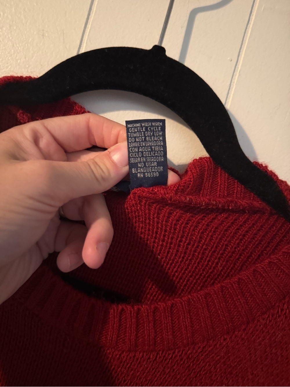 Faded Glory Red Crewneck Sweater with Flag Motif - Picture 7 of 7